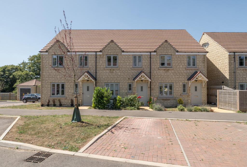 1327052-22-6883d5...