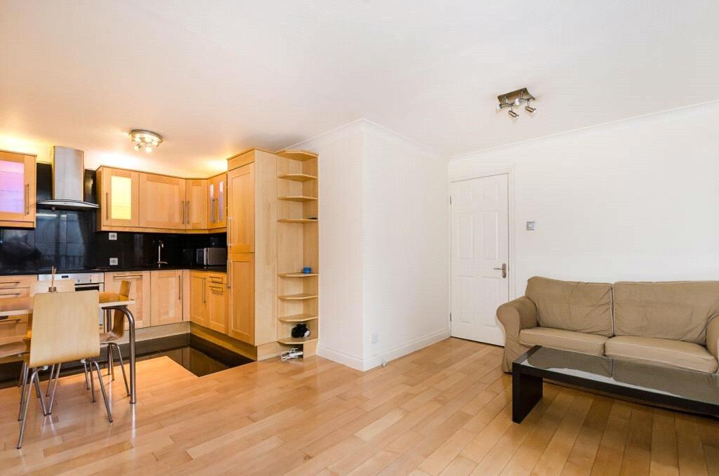 Reception / Kitchen