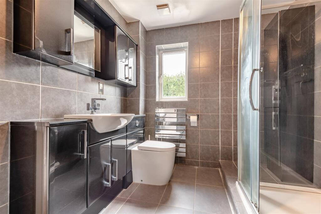 8652251-interior28.jpg