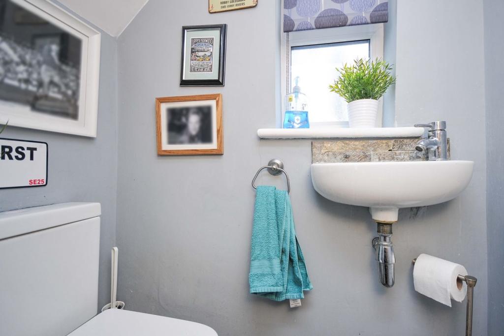 Downstairs Cloakroom