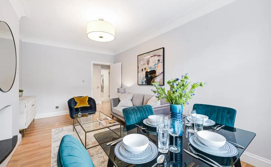 86 albion 1 19.08.png