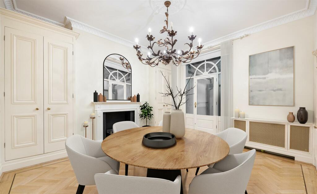 Bina Gardens VS dining room.jpg