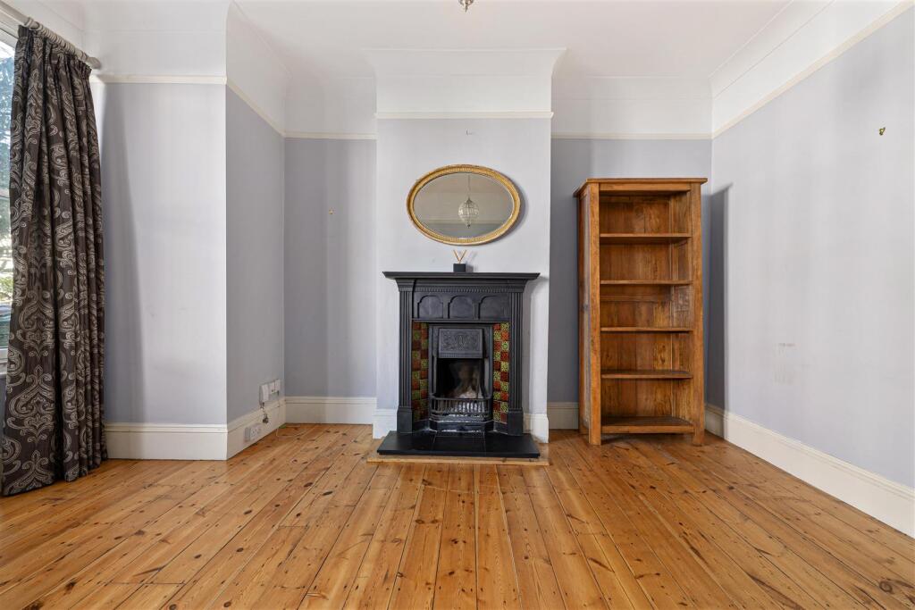 Belgrave Road, E10