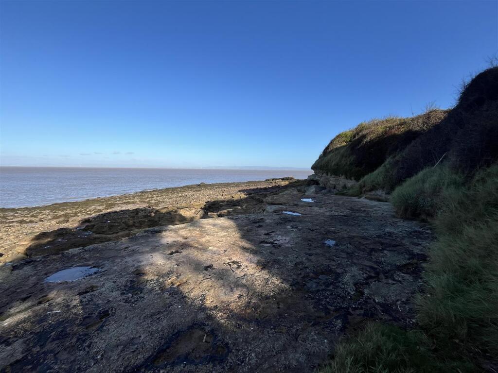 The Beach &#64; Redcliffe Bay, Hillside Road, Portishe