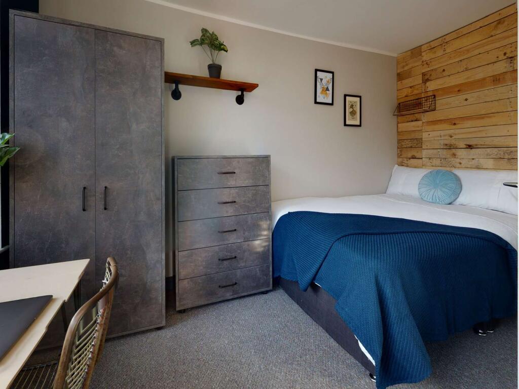 32-Lime-Road-Bedroom 2.jpg