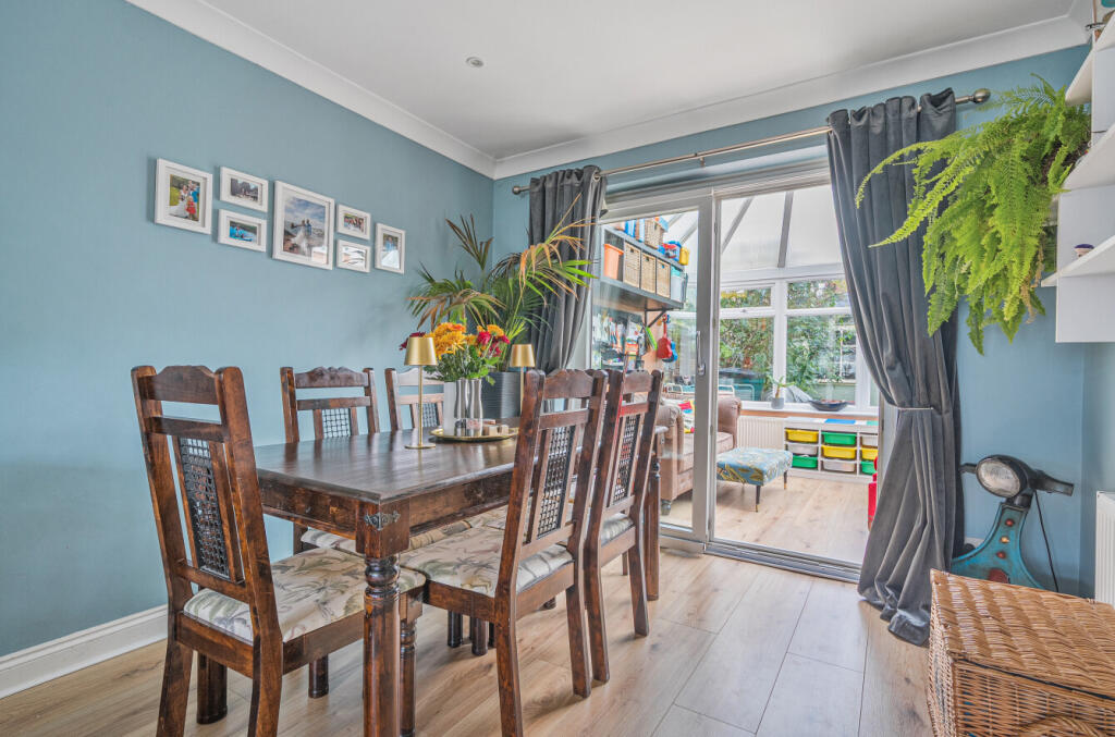 1370219-23-68ef7f...