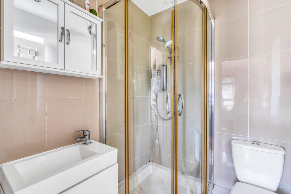 Hawthorne Gardens...