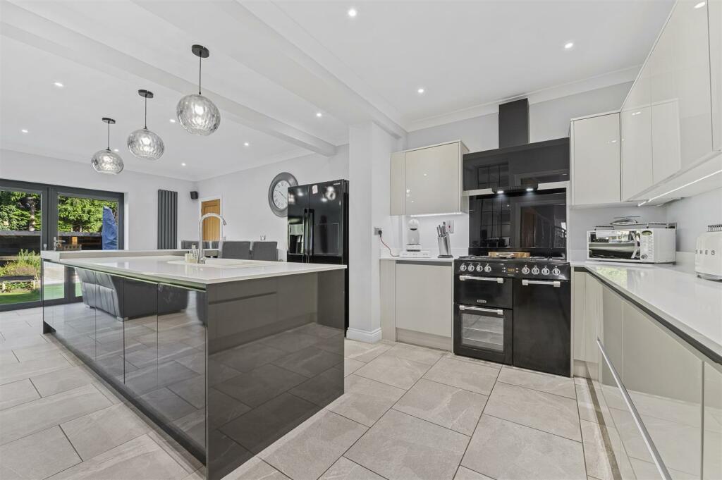 Kitchen/Breakfast/Family Room