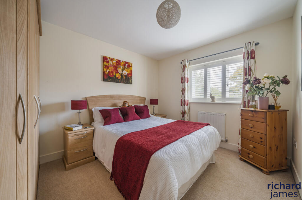 58e149f8-e24e-4e4...