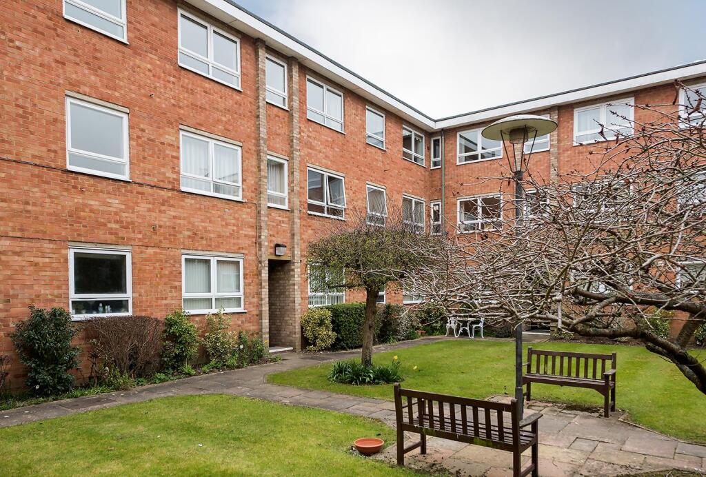 hewgate_court_14_web.jpg