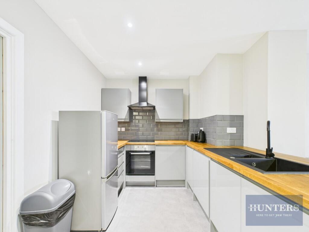 Kitchen / Living Room