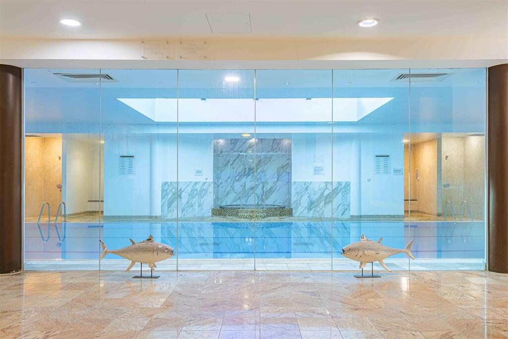 Communal Swimming Pool.jpg