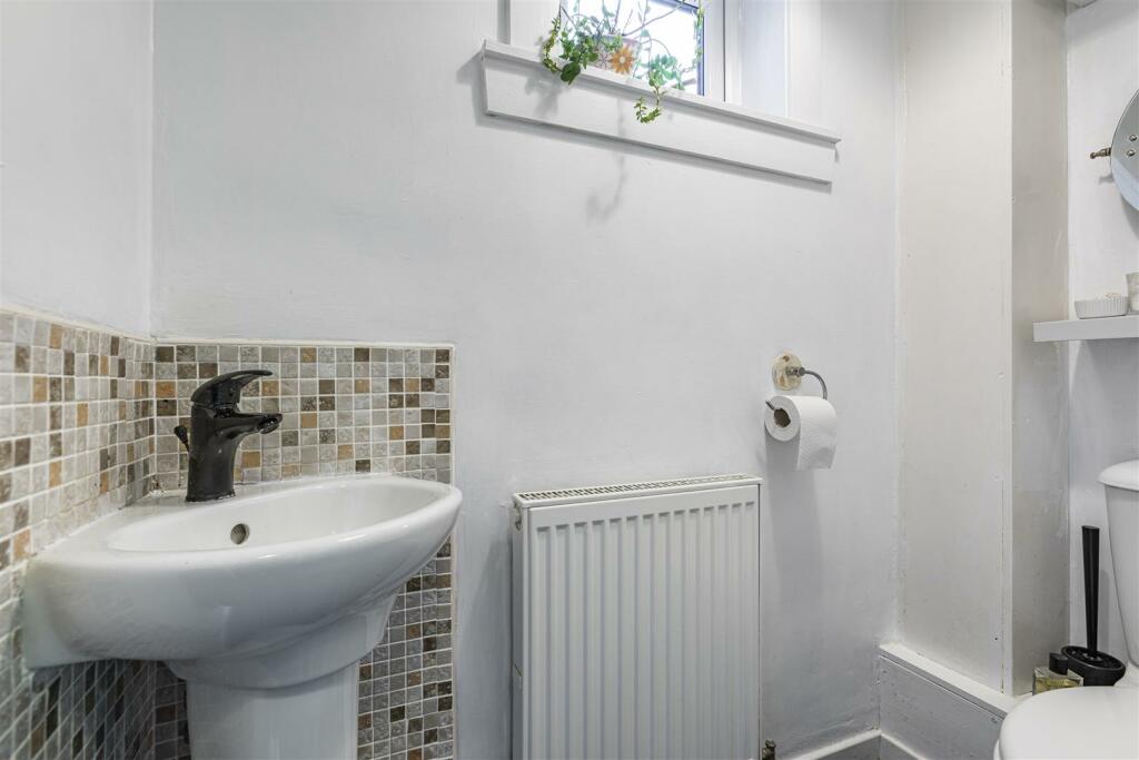 1 Whitefield Avenue Newtown 21.JPG