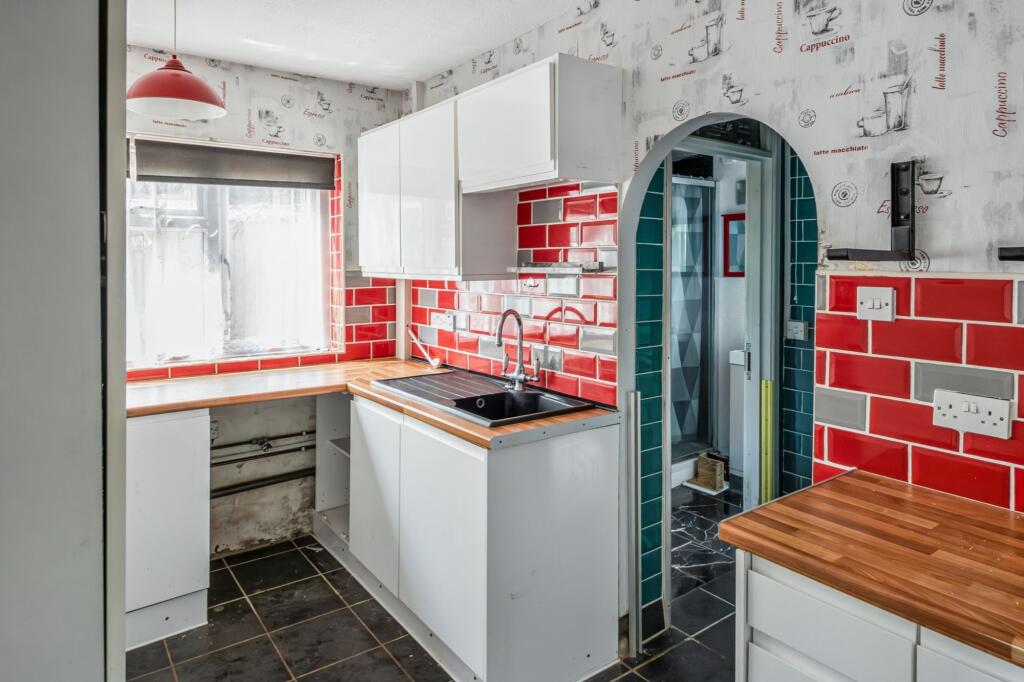 3 Landseer, North Cheriton, Templecombe, Somerset, BA8 0AS