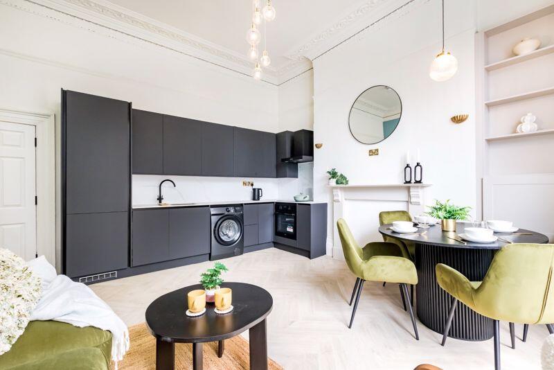 Kitchen/Dining Area