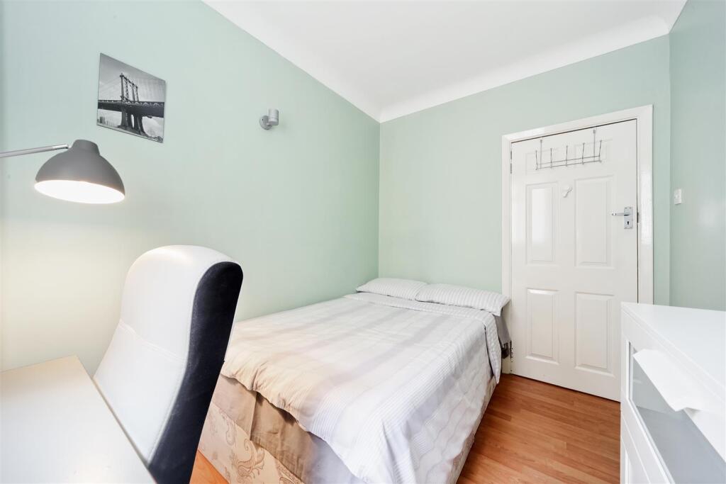 Bedroom 3.jpg