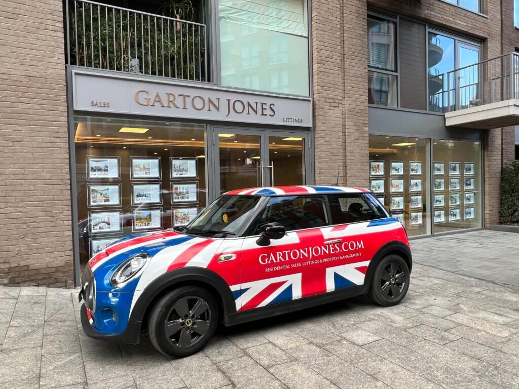 Garton Jones - Chelsea Creek