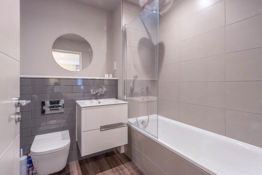 Ensuite Bathroom