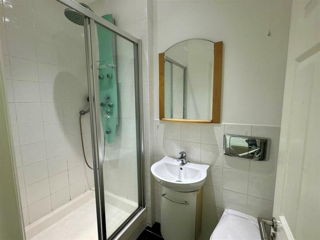 1 Seashore House En Suite