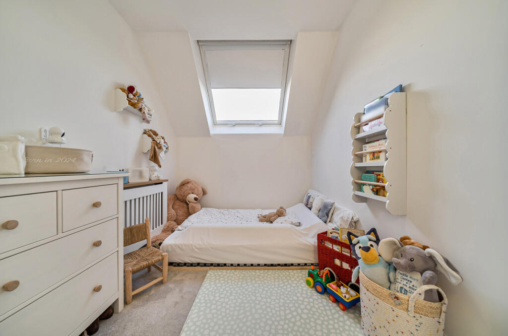 1382385-7-691b44f...