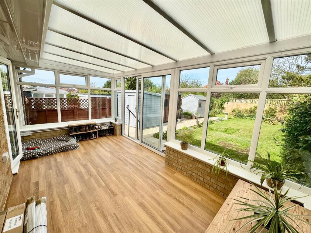 Conservatory 2.jpg