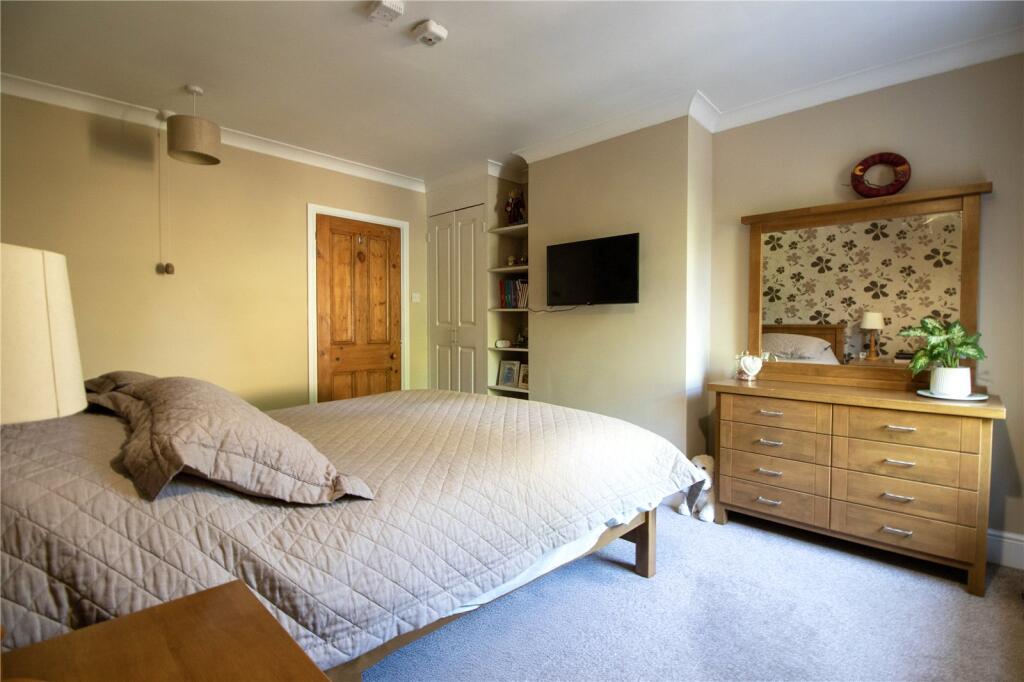 Front Double Bed 3
