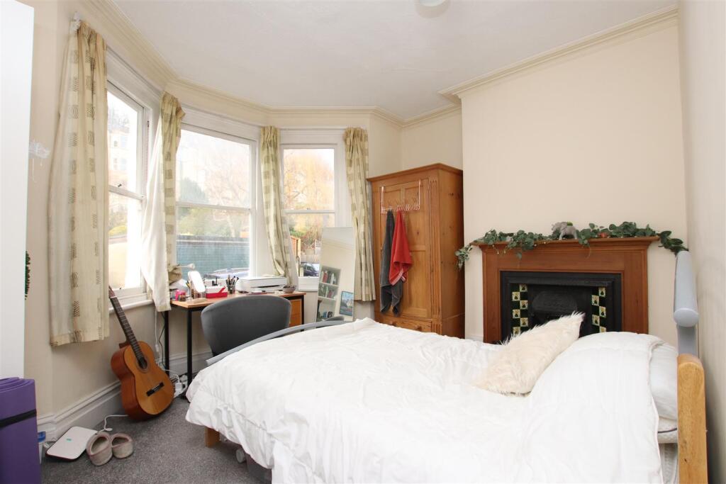 Bedroom one.JPG
