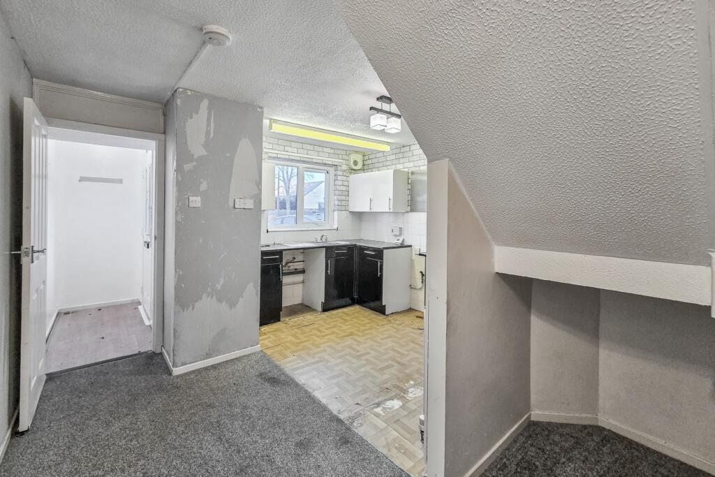 9 Bowlingfield, Ingol, Preston, Lancashire, PR2 7DD