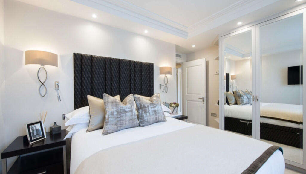 Screenshot 2025-1...