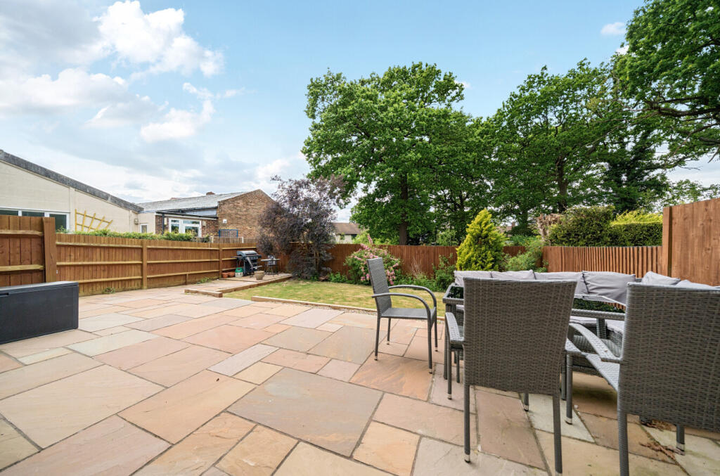 27-681b9663a1007-...