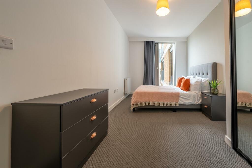 Flat 1-17.jpg