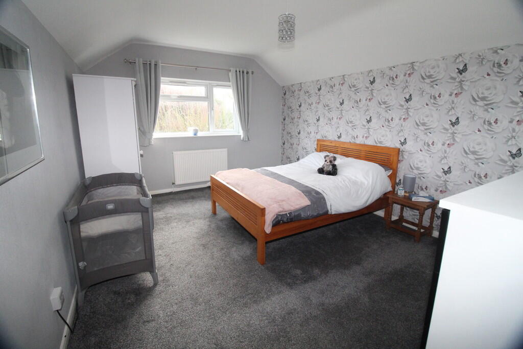 BC857127-25B7-4B5...