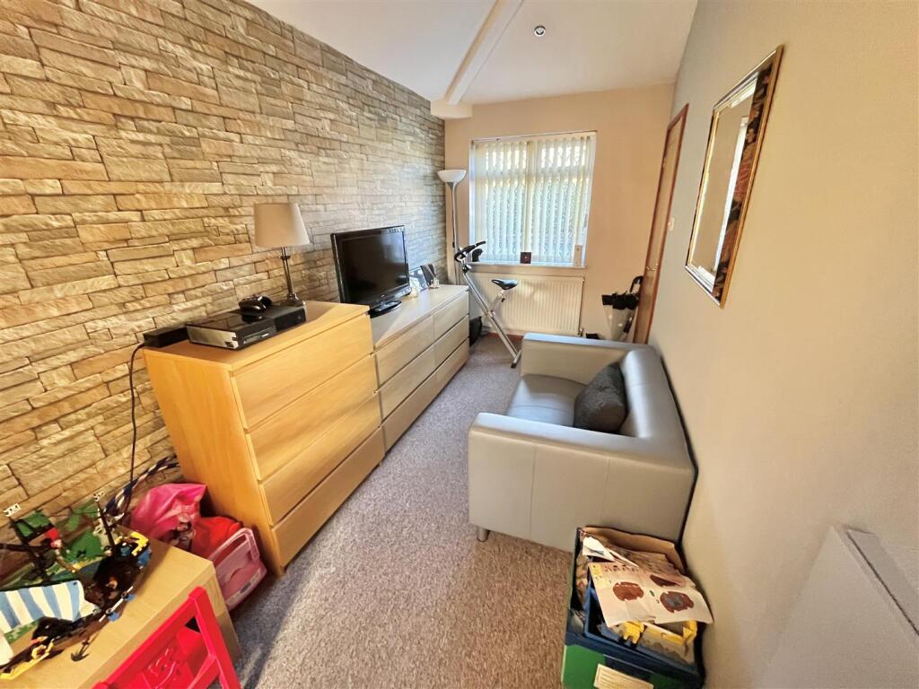 Sitting Room Aspect 2
