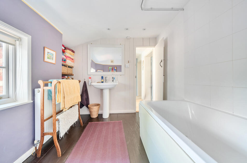 1326456-15-687e30...