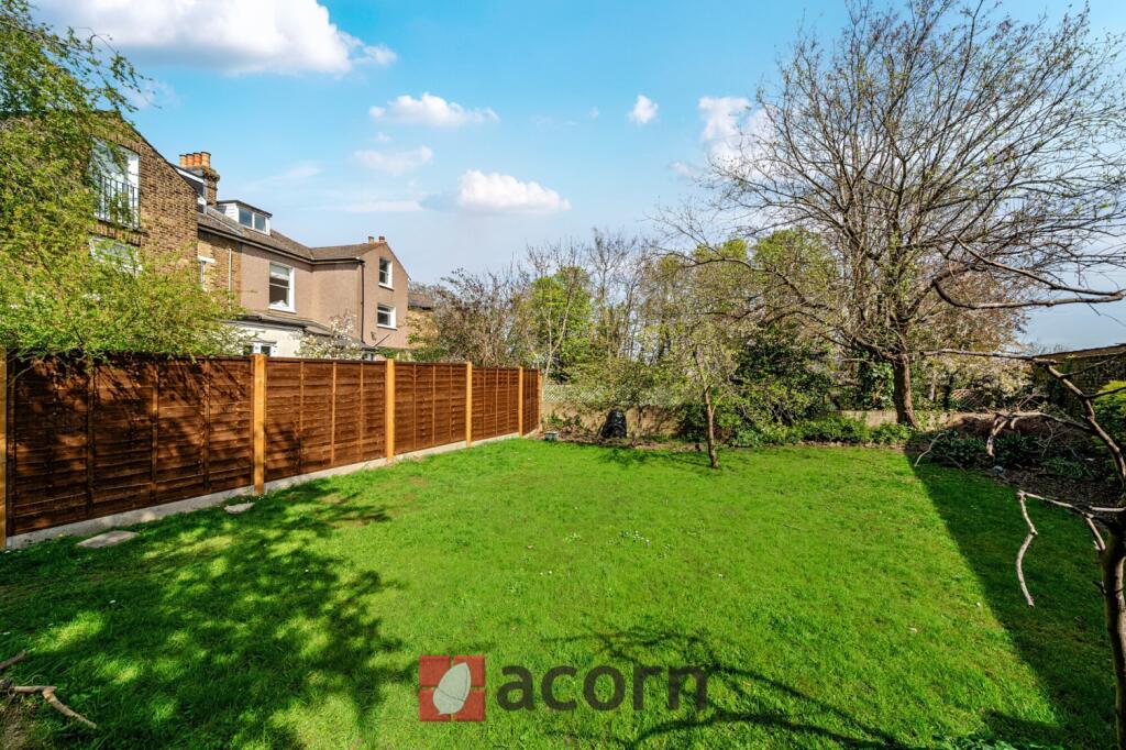 16eaf9e7-7dcd-44d...