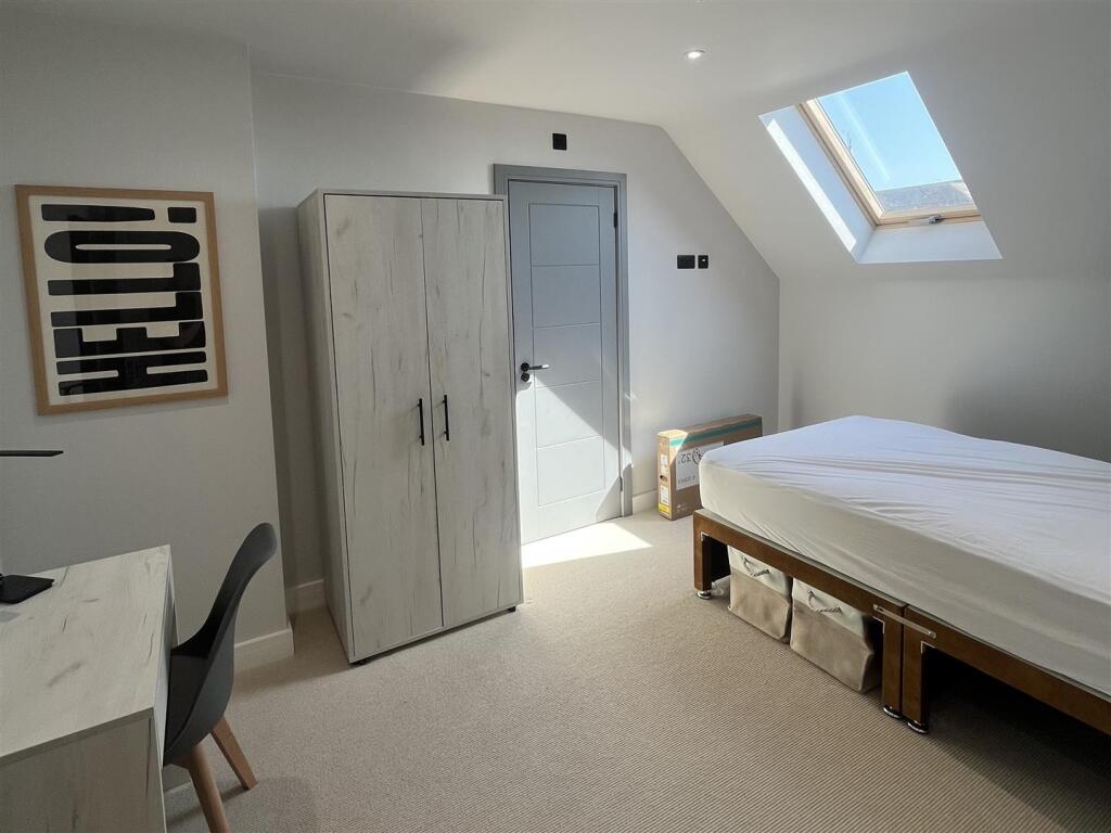 Photo 11-04-2025, 14 19 32.jpg