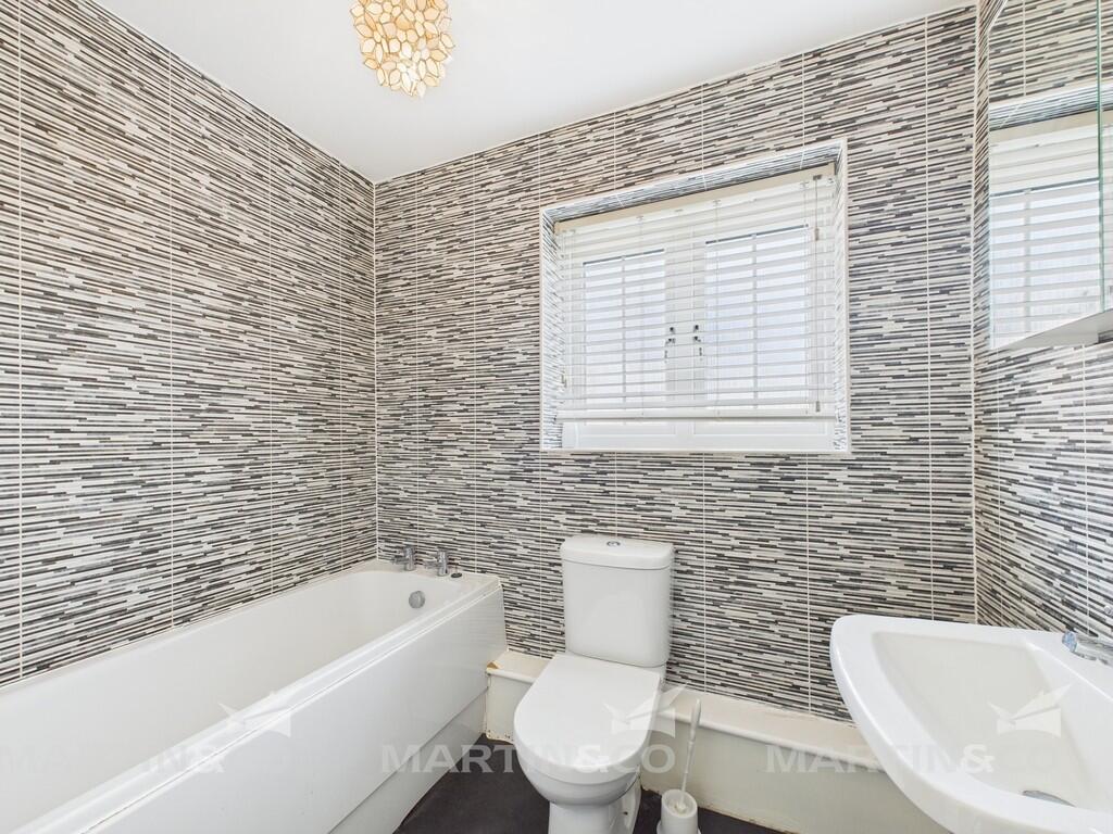 CAM02406G0-PR0415...