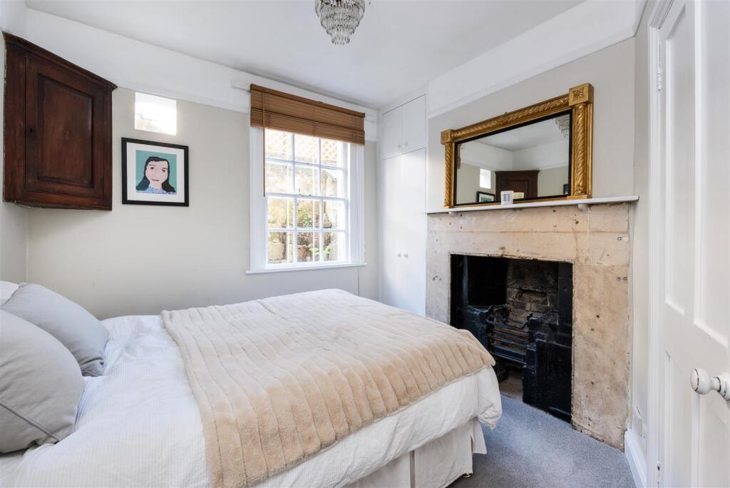 9 Chatham Row, Bath BA1 5BS-15.jpg