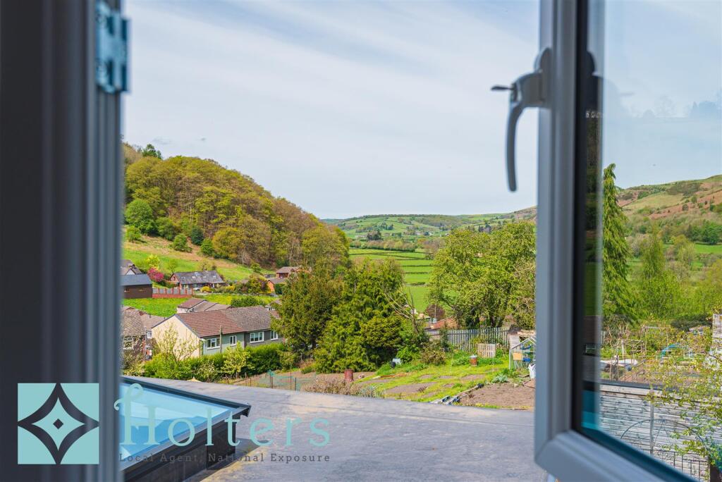2 Garth Terrace, Knighton-36.jpg