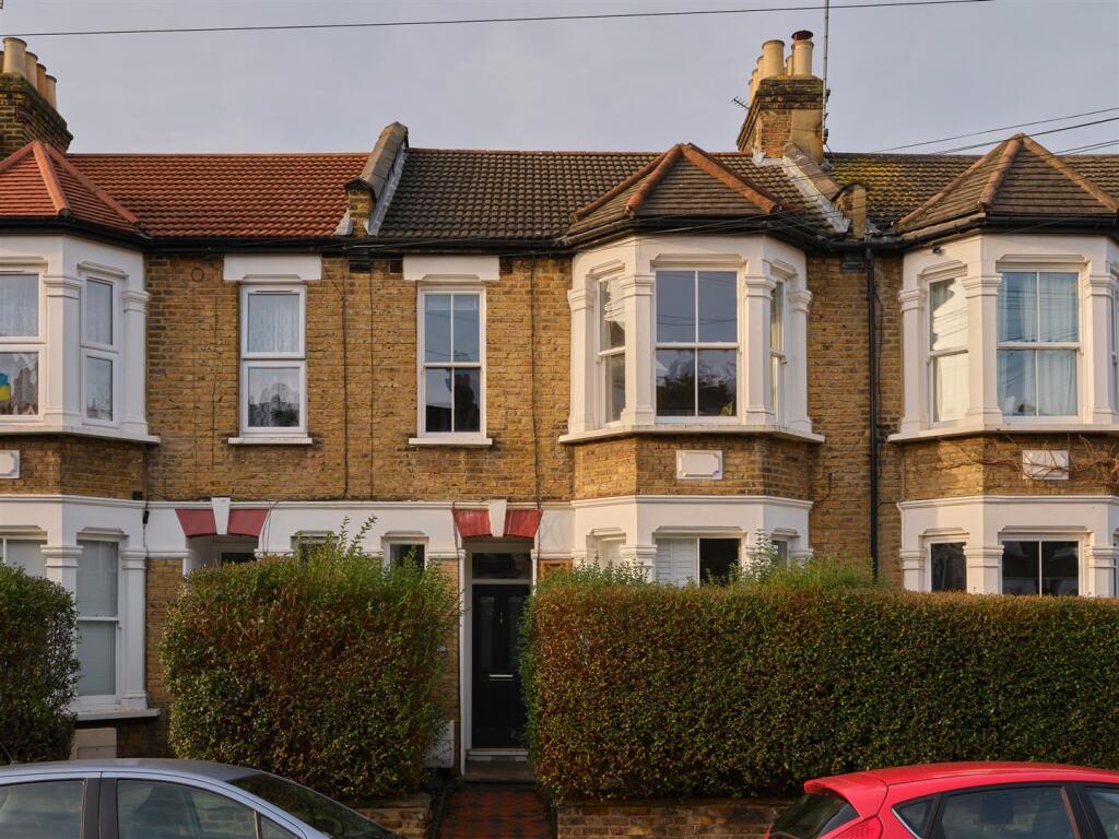 Albert Road E10
