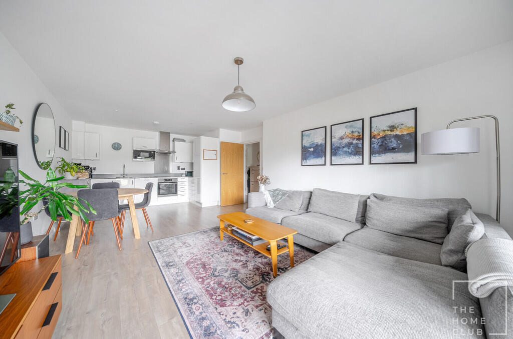 9effca00-4c66-451...