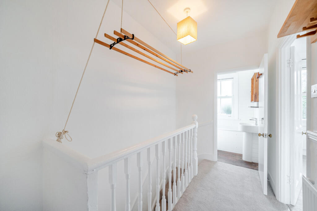 1375747-12-6908b2...