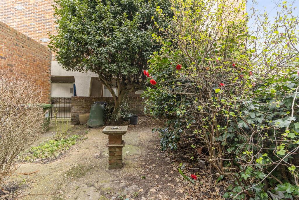 garden #4.jpg