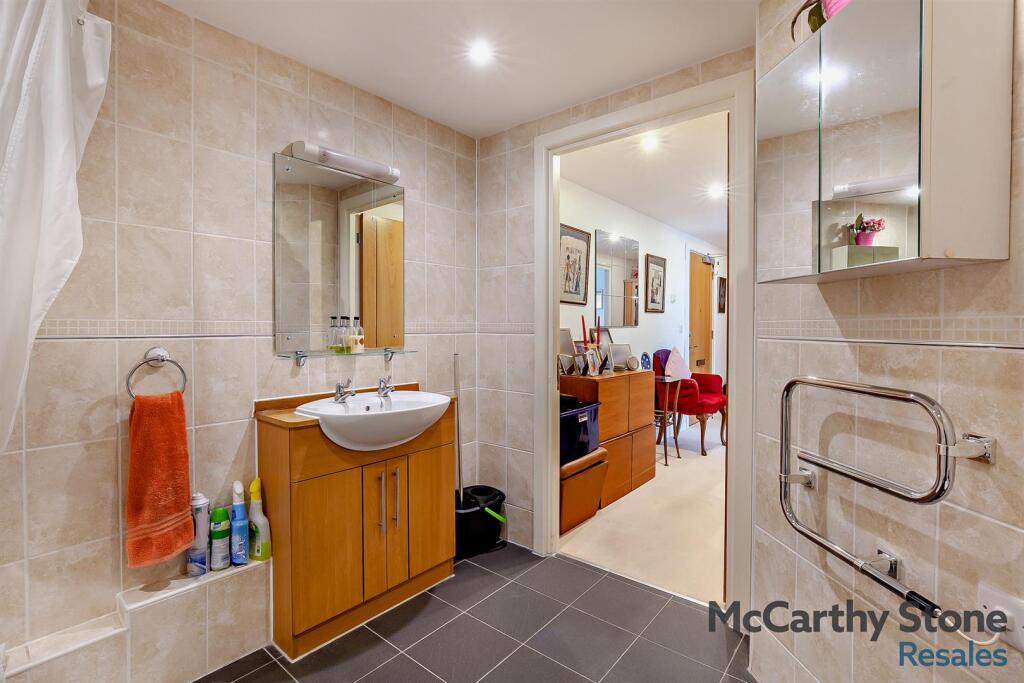 8666943-interior10-800.jpg