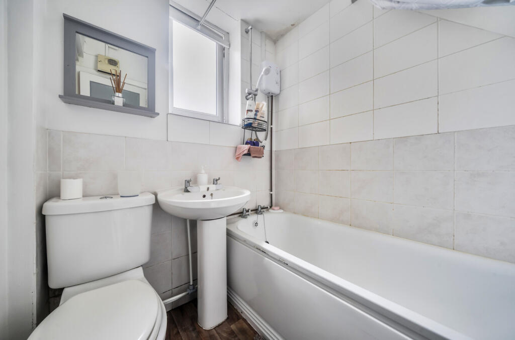 1355790-4-68cbc9d...