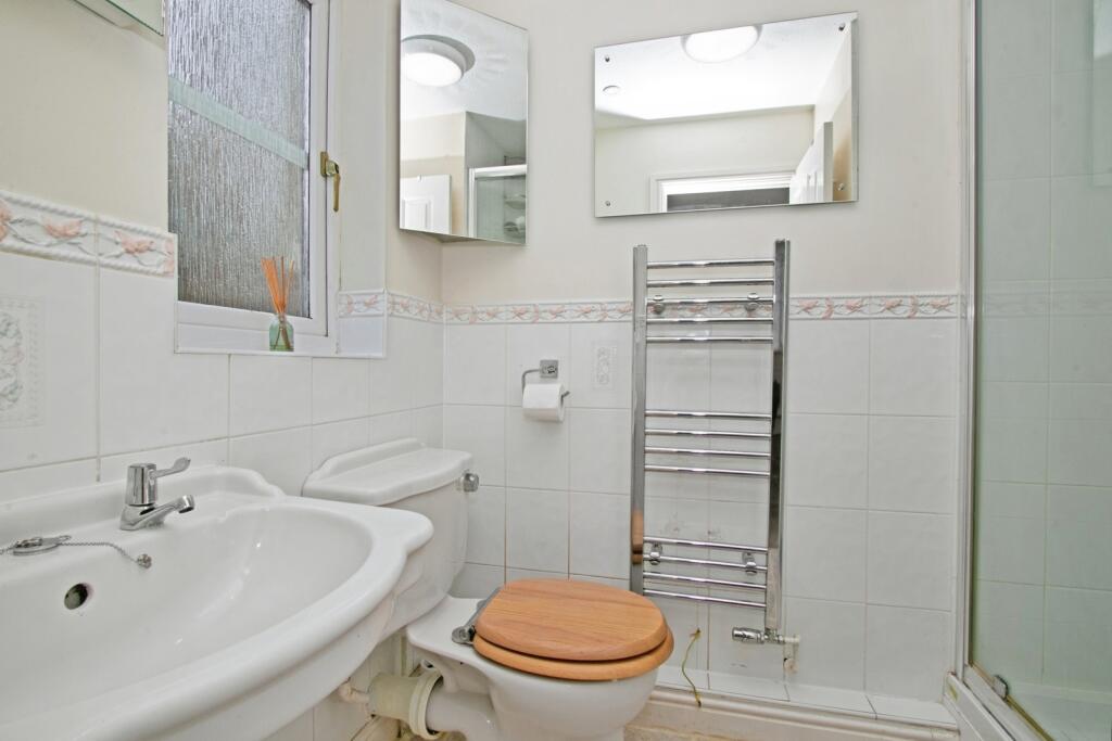 En Suite Shower/Wc