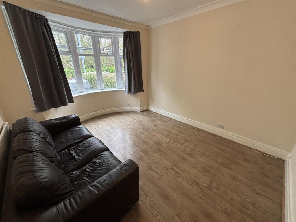 Front Lounge