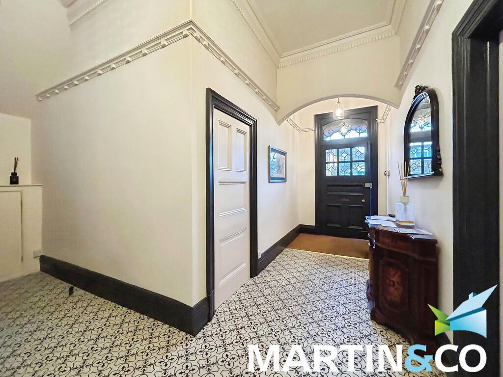 859797de-WhatsApp...