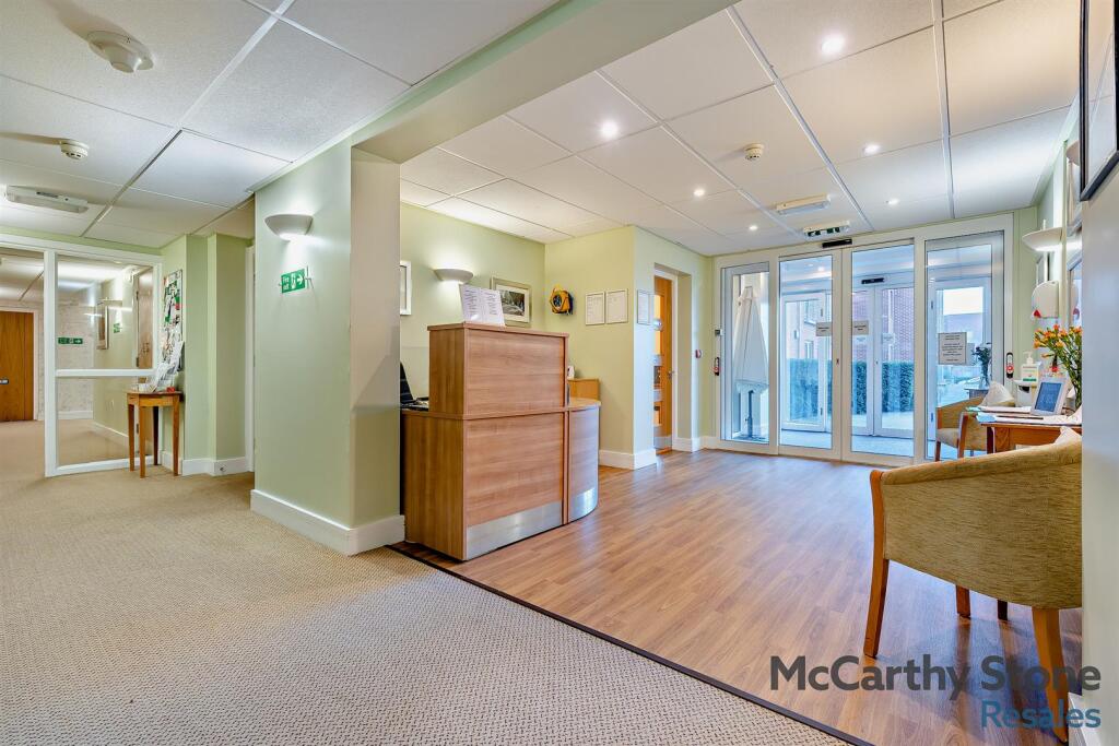 8632696-interior01-800.jpg