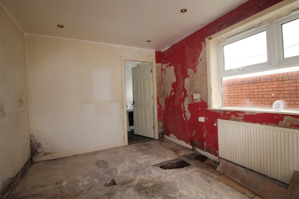 Rear Lounge T202502031203.jpg